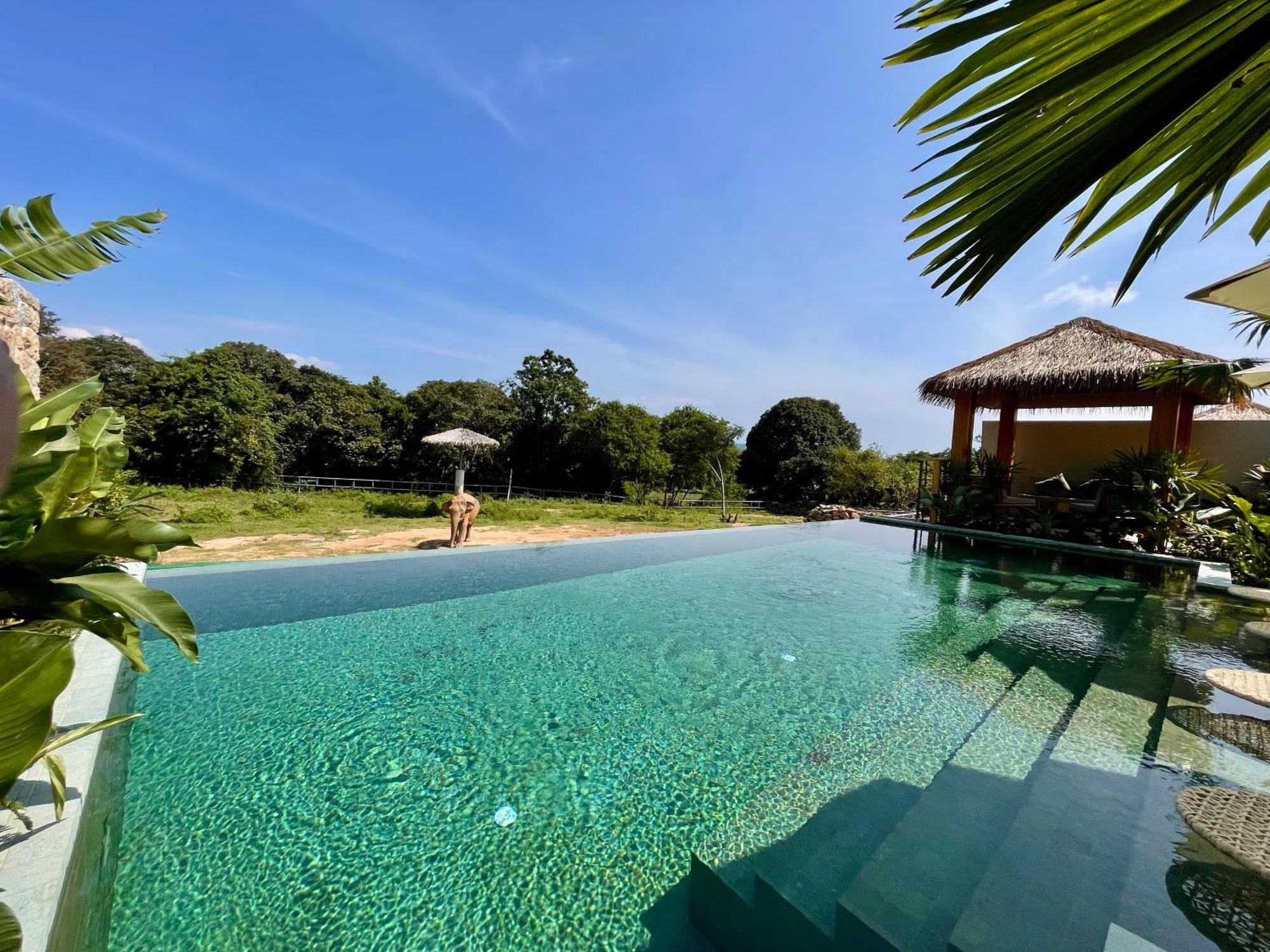 Wild Cottages Elephant Sanctuary Resort Nathon Bay Exterior foto